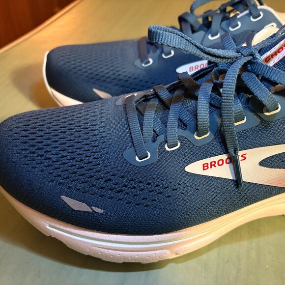 WORN 1X Womens Brooks Ghost 15 Running Shoes Size 11 B 1203801B497 - Picture 3 of 12